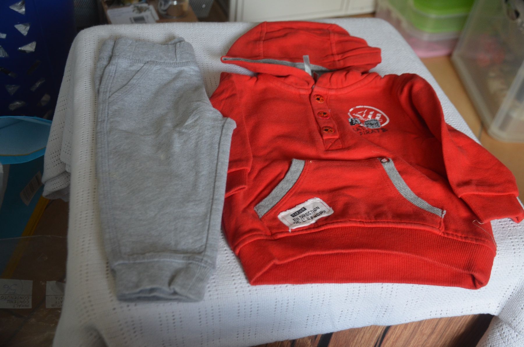 Lotti & Set di vestiti: TAILLE 68 – Usato da Chiasso venduto da Dolly015