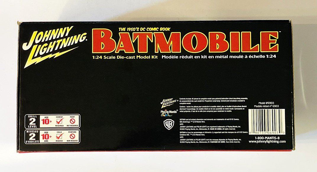 Johnny Lightning Voitures modèles: Johnny Lightning Batmobile Comic 1:24 Modellbausatz Die-cast – Neuf avec emballage d'origine à Duggingen par nad_6yzh 3