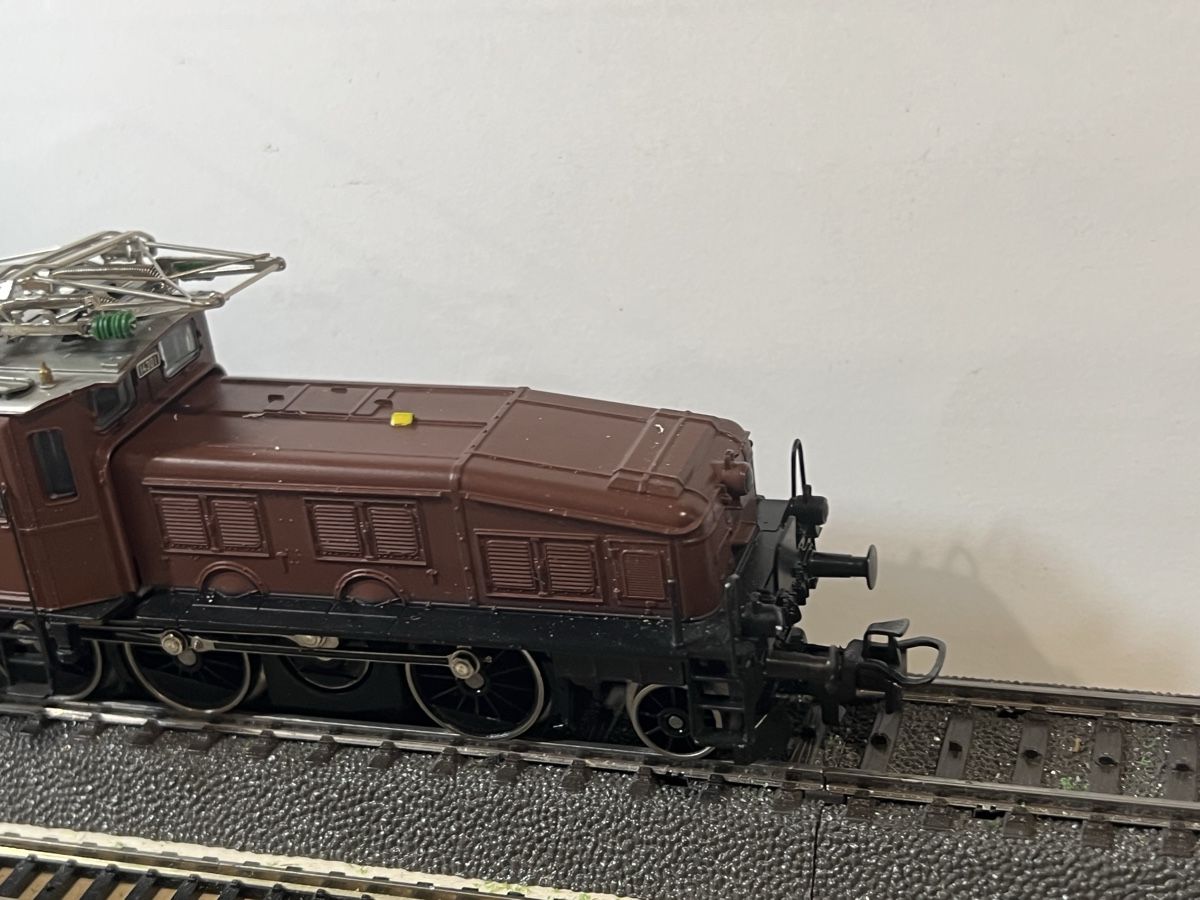 Märklin Modelleisenbahnen: Märklin HO Krokodil – Gebraucht aus Dübendorf von Troggy 2