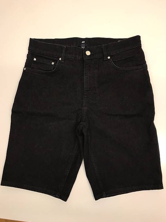 Jeans: Jeans-Shorts von H&M – Usato da Basel venduto da jan_k9cz