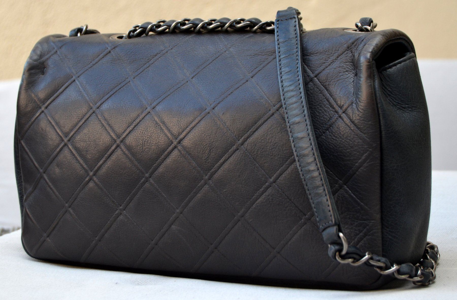 Chanel Taschen für Damen: Chanel Chic FlapTasche / sac – Gebraucht aus Collonges von Auganien 3