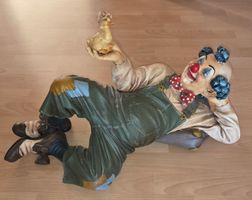 grosse Clownfigur von Jun Asilo 95