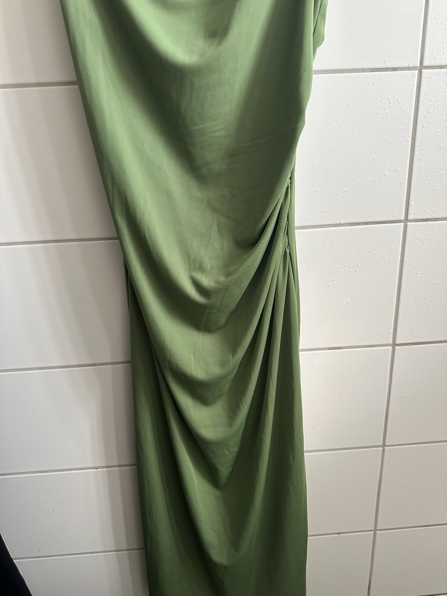 H&M Robes: Damen Elegante figurbetonte Kleid Gr/M – Neuf (Voir description) à Basel par Ivana_4 2