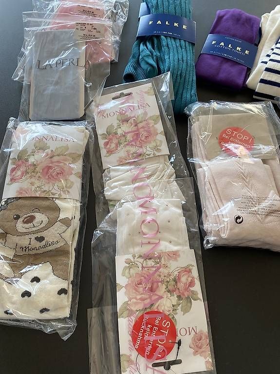 Calze & Collant: Collants/ ghette/ tights ragazze  – Usato da Minusio venduto da may_5qgr 1