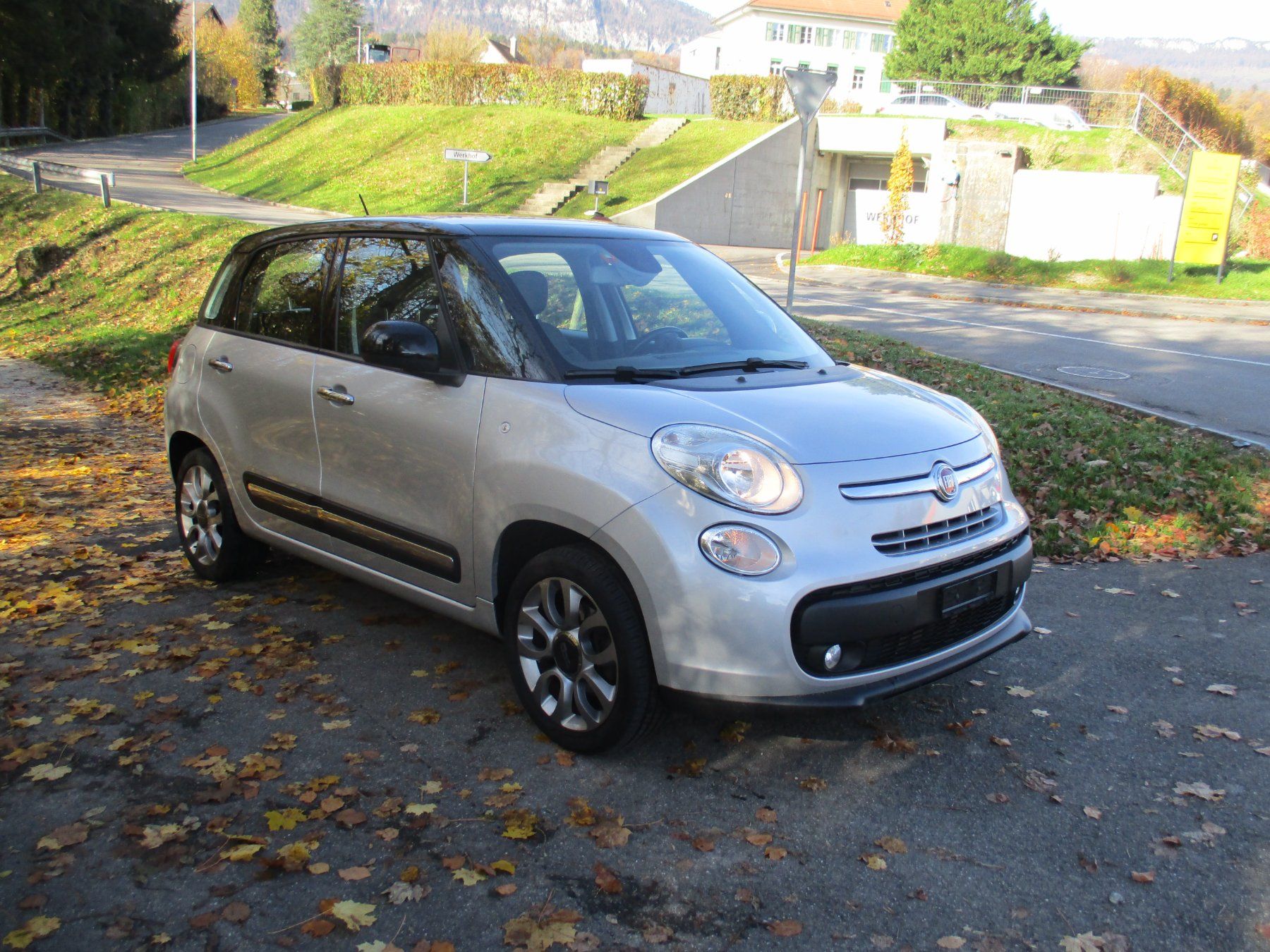 Mercedes-Benz Automobili: Fiat 500L frisch ab MFK – Usato da Riedholz venduto da Riedholz-Garage 2