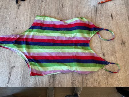 Badeanzug gestreift glitzernd bunt Gr. 42 neu mit Etikett...