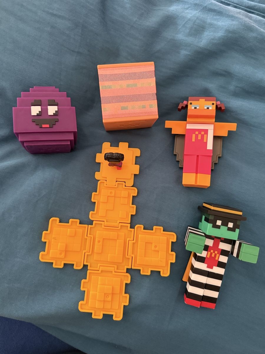 Mc Donald's Statuette: Minecraft McDonalds Spielzeug – Usato da arbon venduto da auri4