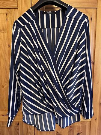 Neue Damenbluse Guess