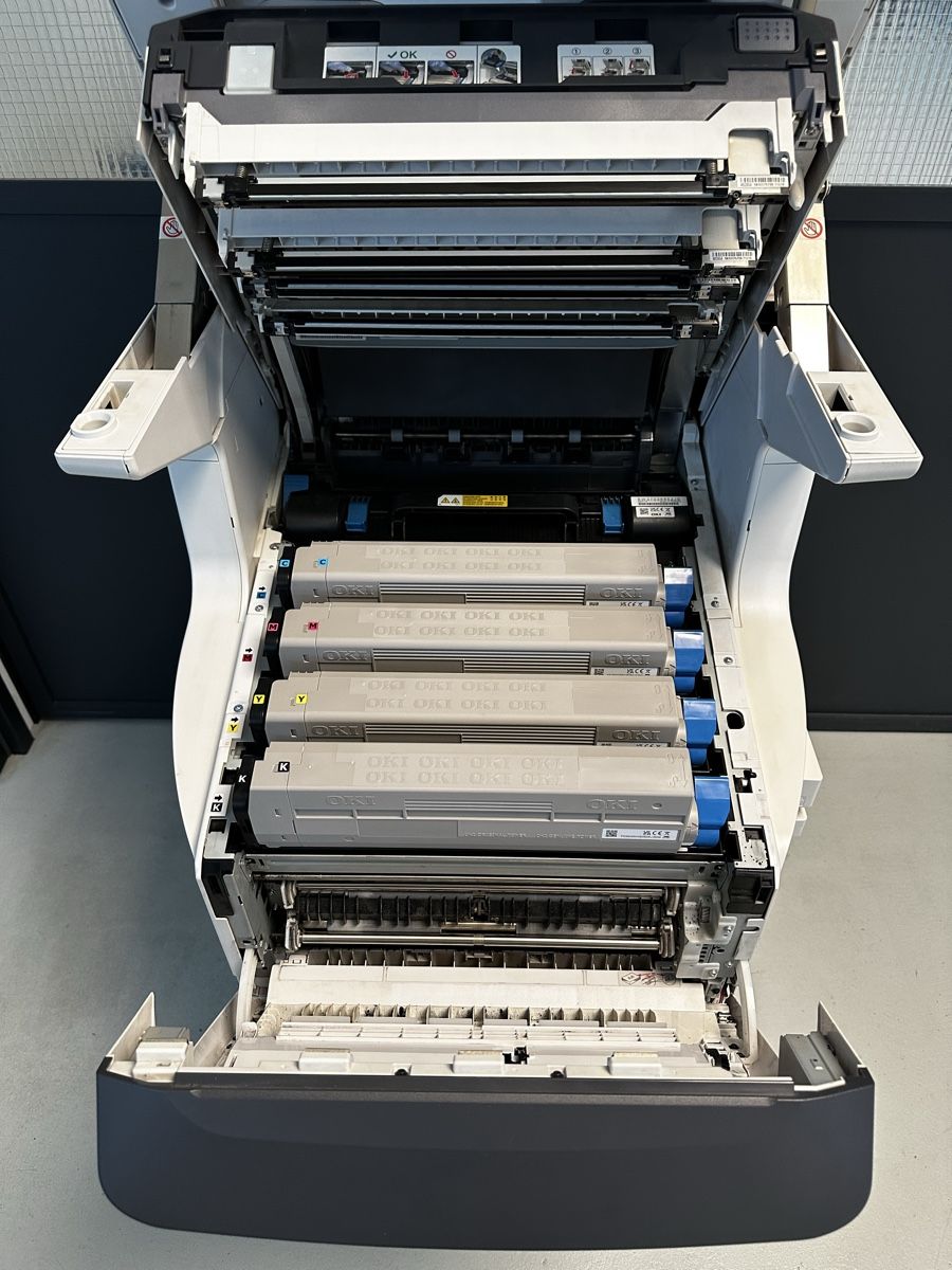 Oki Imprimantes: OKI Drucker ES8453 MFP Jhg. 2018 – D'occasion à Allschwil par Corbusier 1