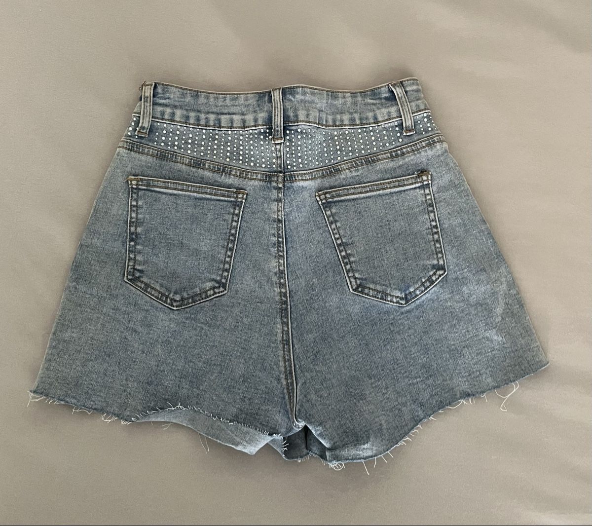 Jeans: Glitzer Festival Shorts – Usato da Möhlin venduto da eny_lsk7 1