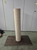 Katzenkratzbaum / Katzenbaum
