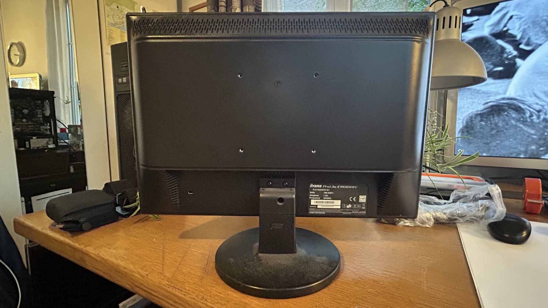 Monitore: Ilyama Monitor Pro Lite E1908WSV – Gebraucht aus Zürich von romsparrow 1