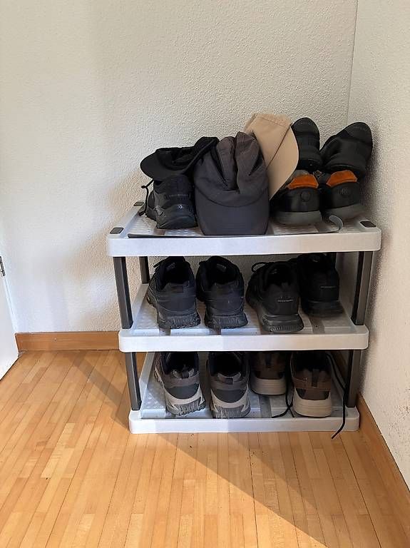 Garderobe: Schuhmöbel – Gebraucht aus Zufikon von Fullspeed8