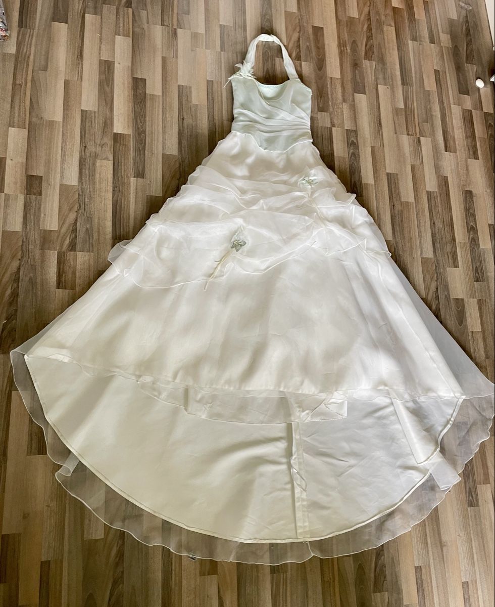 Kleider: Traumhaftes Miss Paris Brautkleid, Grösse 40 – Gebraucht aus Birr von himmelblau015 3
