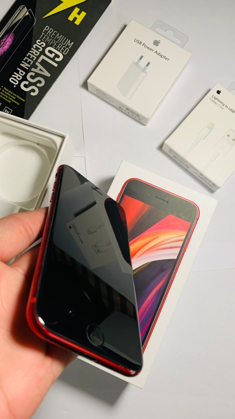 Apple Telefoni cellulari / Smartphones: iPhone SE 2020 (128GB) – Usato da Luzern venduto da Waince786 5