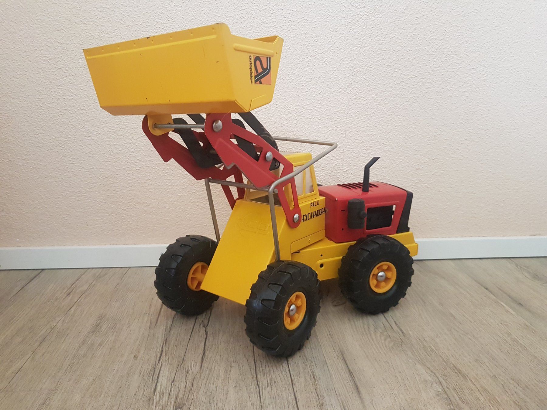 Spielzeuge: 70er Bagger Metall – Gebraucht aus Bauma von  3