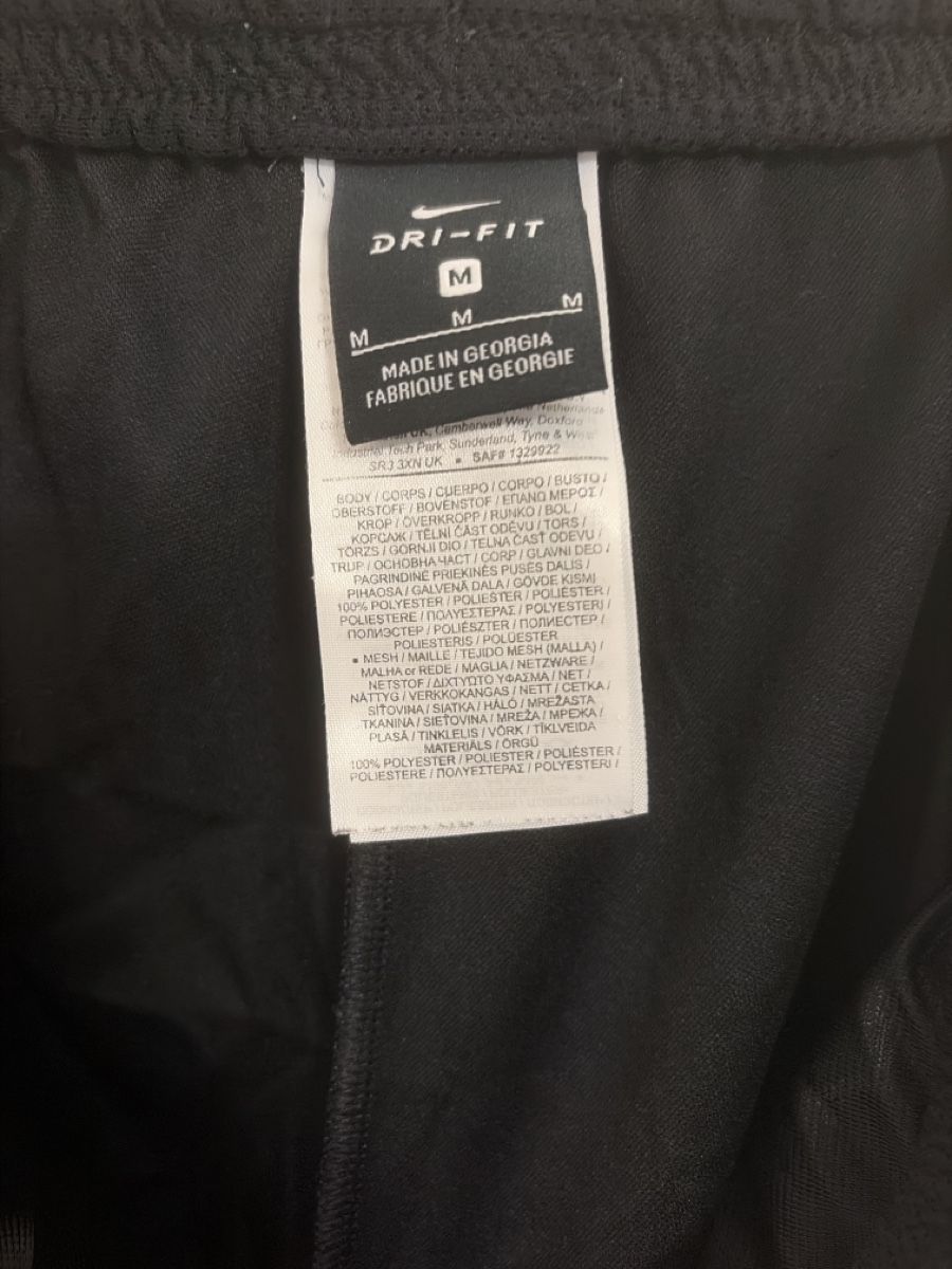Nike Pantaloni: Nike Trainerhose – Usato da Zürich venduto da gaminev 3