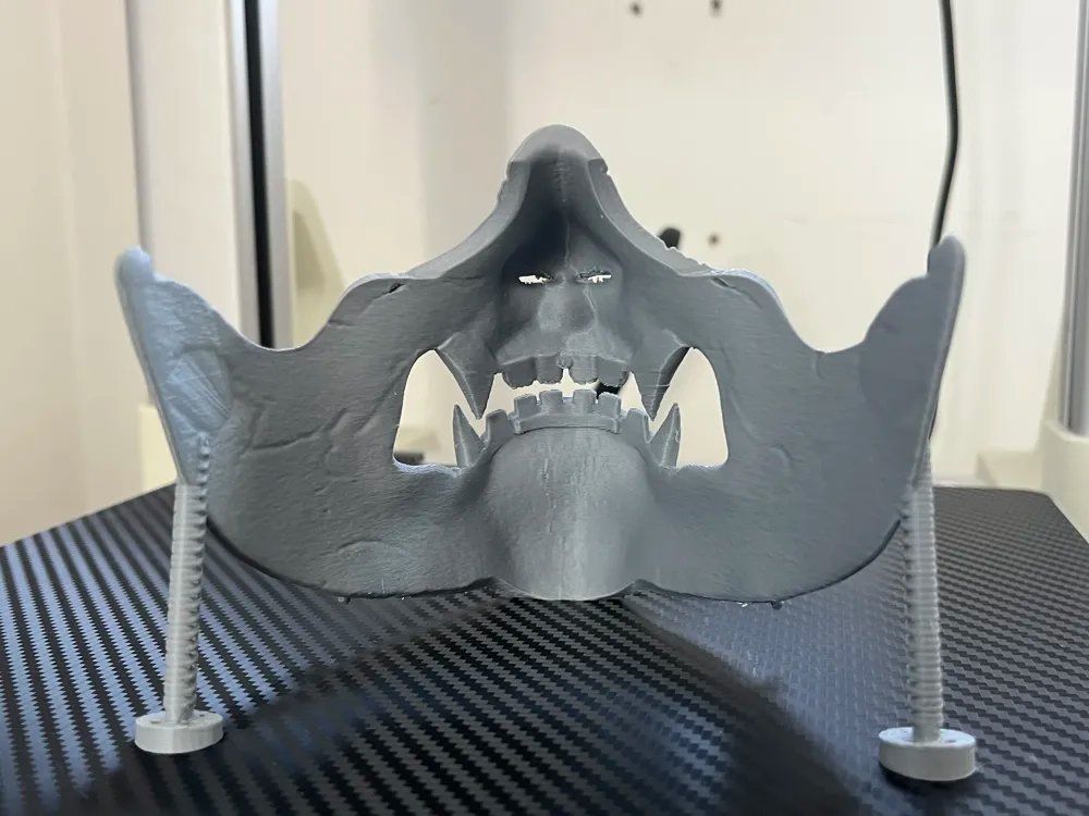 Sony Controller: Yotei Ghost Controller Halter | PS5 | inkl. Versand – Nuovo (secondo la descrizione) da Aristau venduto da EvoSwiss3D 2