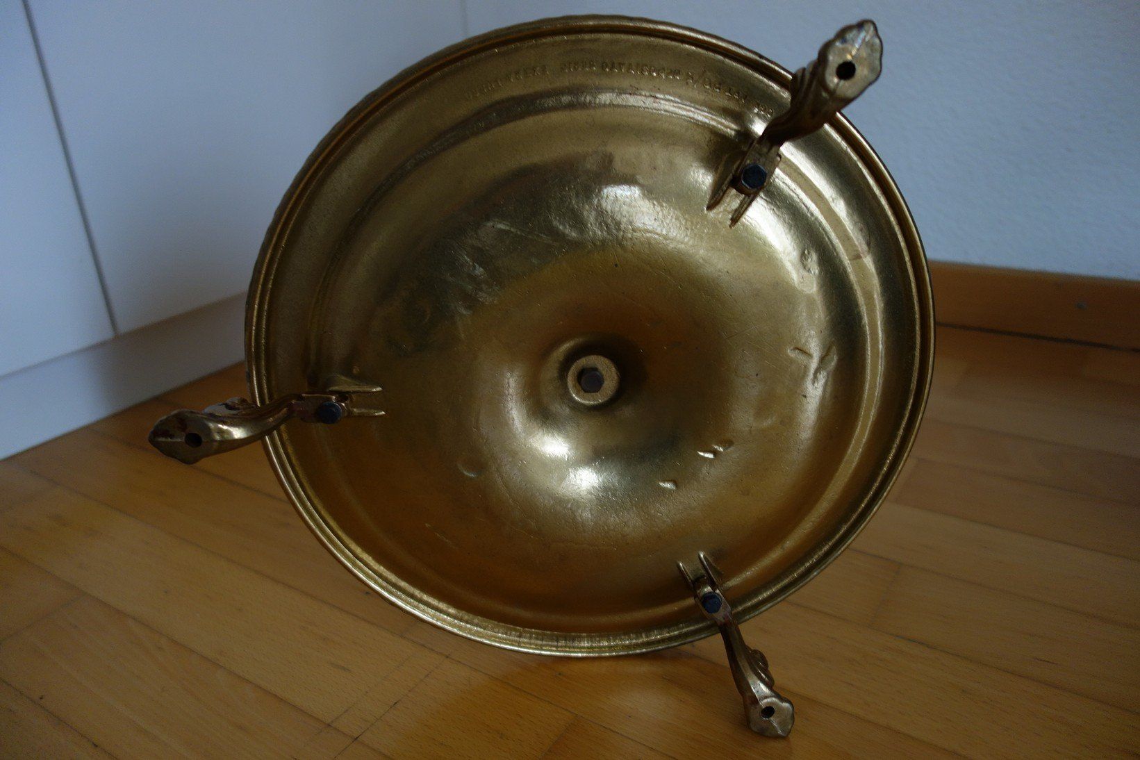 Sonstige Büroeinrichtungen: Eleganter Schirmständer aus Messing – Gebraucht aus Sursee von Chrigi96 6