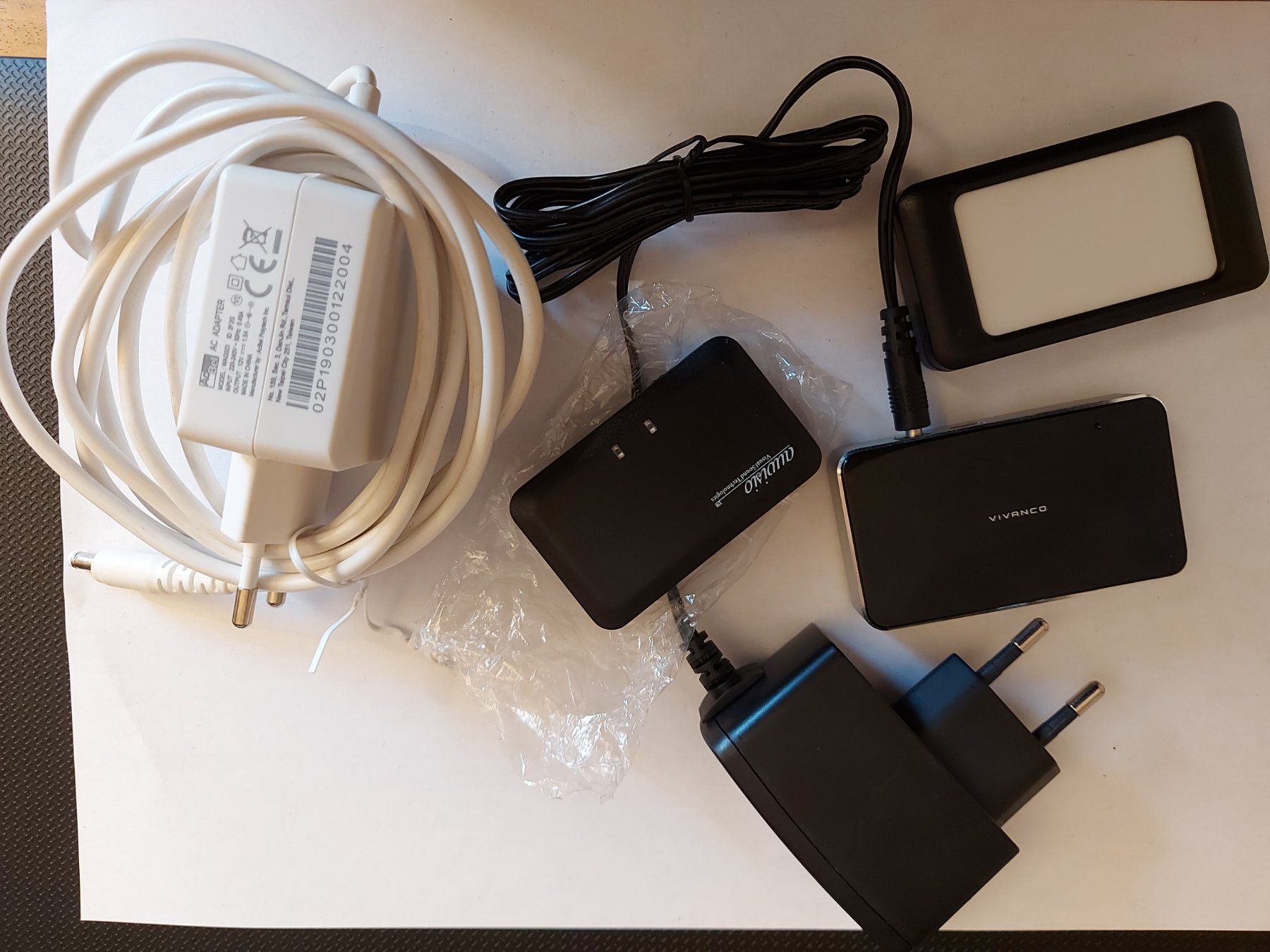Lettori di schede: USB Kartenleser – Usato da St. Gallen venduto da kamel27 4