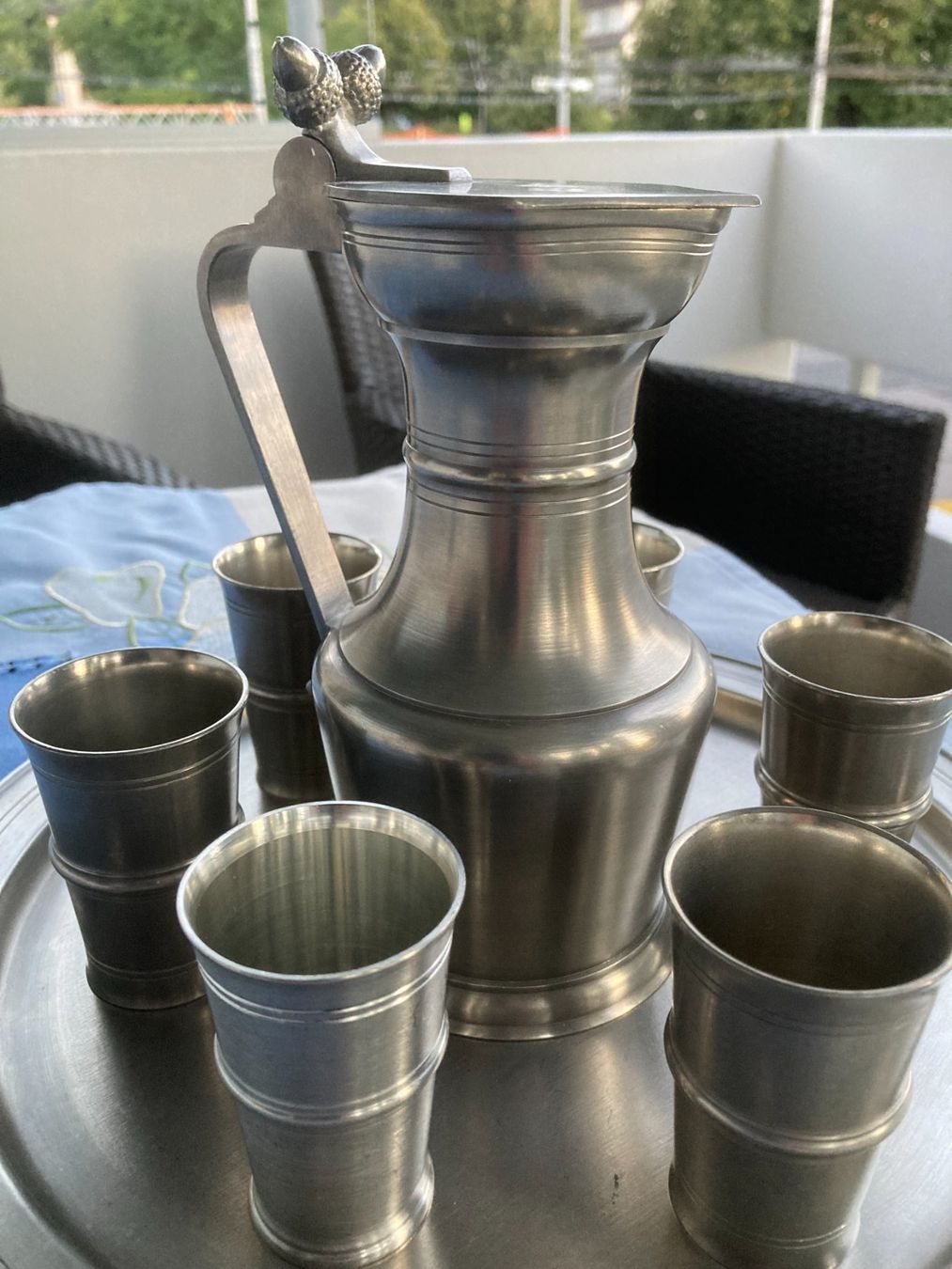 Tutte le decorazioni: Zinnset mit Kanne,Becher,Tablett – Usato da Luzern venduto da Hhuber2 2