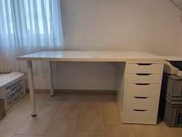 Bürotisch / Pult