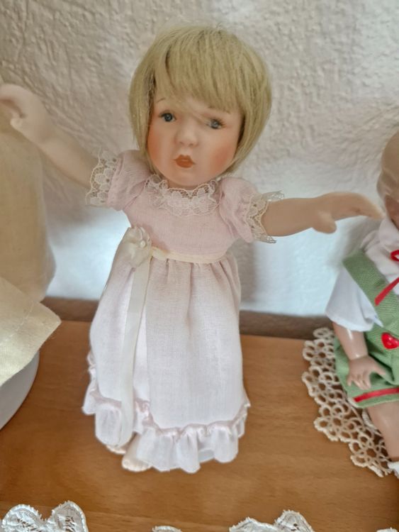 Süsse Puppe im Kleidchen, Sammlerpuppe | Kaufen auf Ricardo