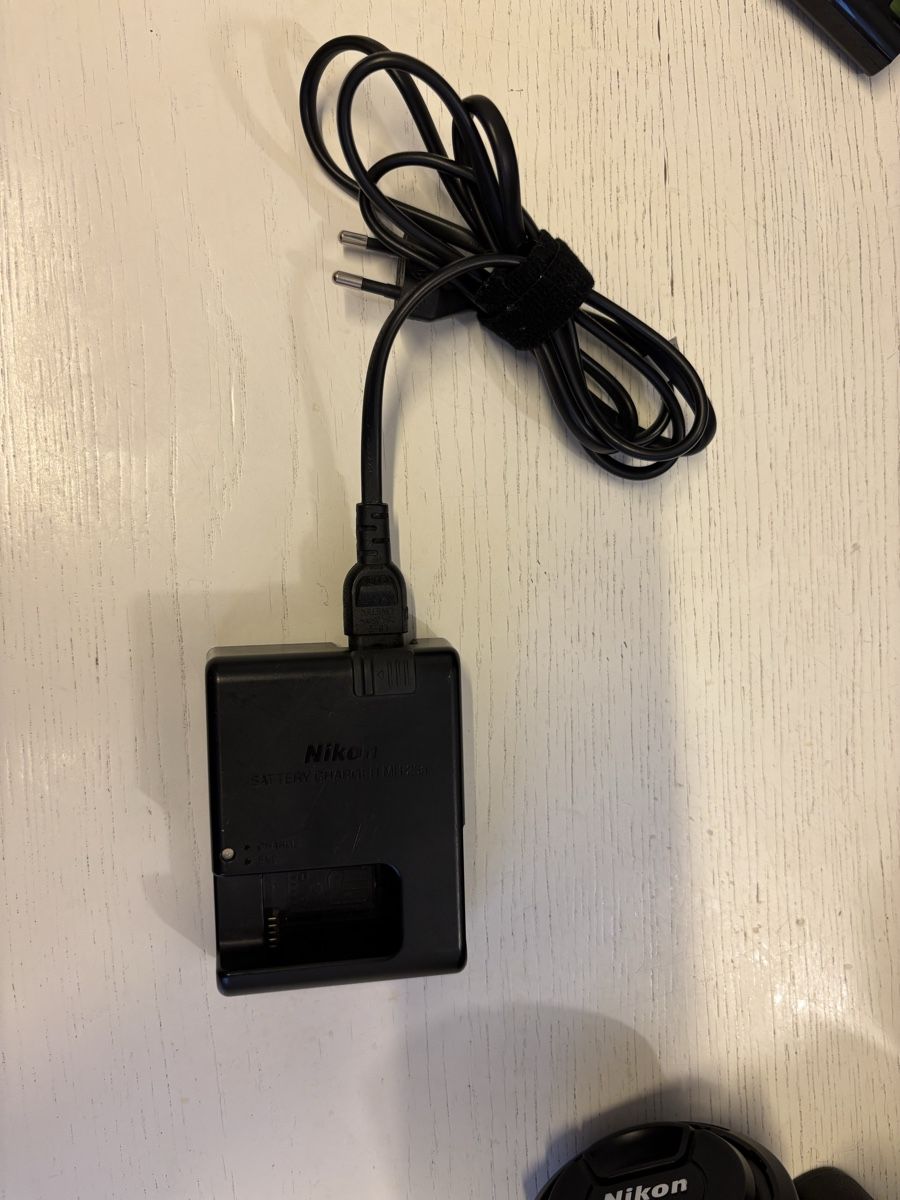 Nikon Appareil photo: Nikon D7200 mit diversen Objektiven – D'occasion à Lenzburg par Martina.N. 6