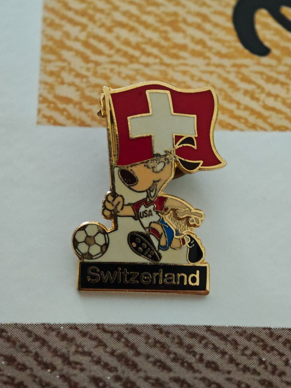 Placchette & Badge: VINTAGE-PIN-SET + PATCH – Usato da Ehrendingen venduto da Xagahf 3