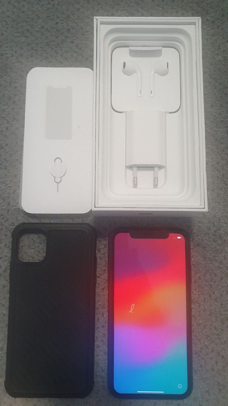 Apple Telefoni cellulari / Smartphones: iPone 11 128GB schwarz – Usato da Schindellegi venduto da tutti70 2