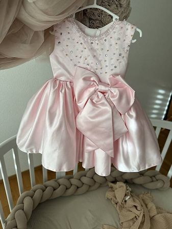 Festliches Babykleid Rosa mit Schleife  Grösse 80/86 