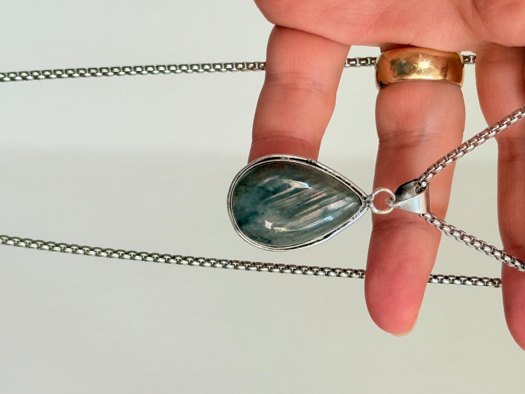 Colliers: Labradorite necklace – Neuf avec emballage d'origine à Genève par AGBERG 5