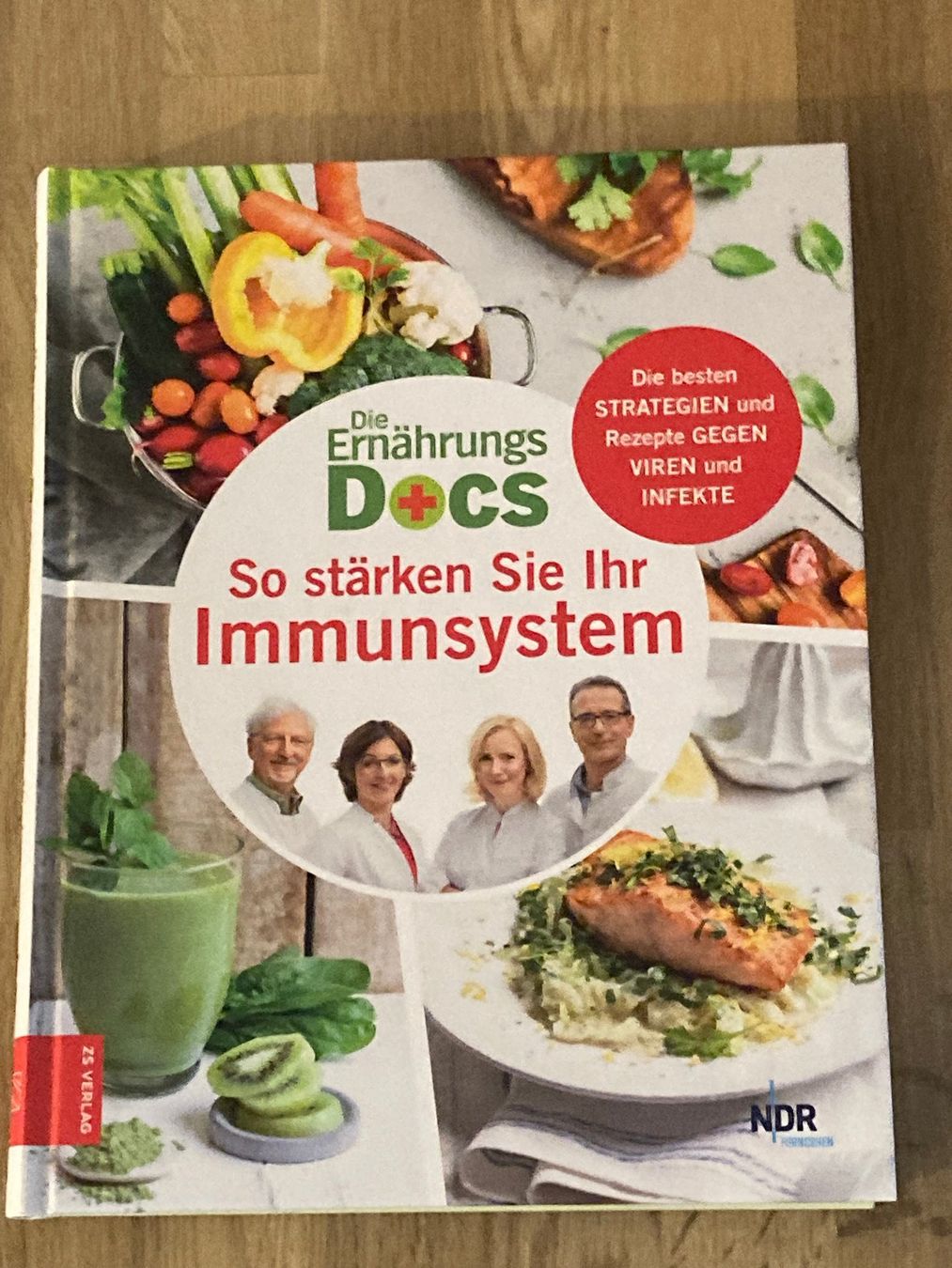 Libri: Buch / Die Ernährungs DOCS - so stärken Sie Ihr Immunsytem – Usato da Baar venduto da sonnenschein076