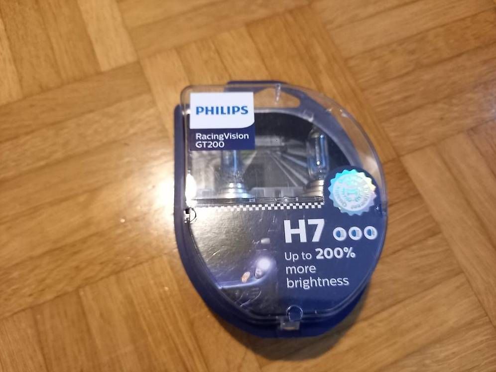 Philips Tutti pezzi di ricambio auto: Philips H7 racing vision GT200 – Usato da Allschwil venduto da d.genchev