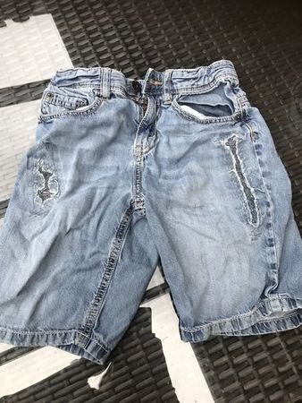 Junge Shorts Benetton 130