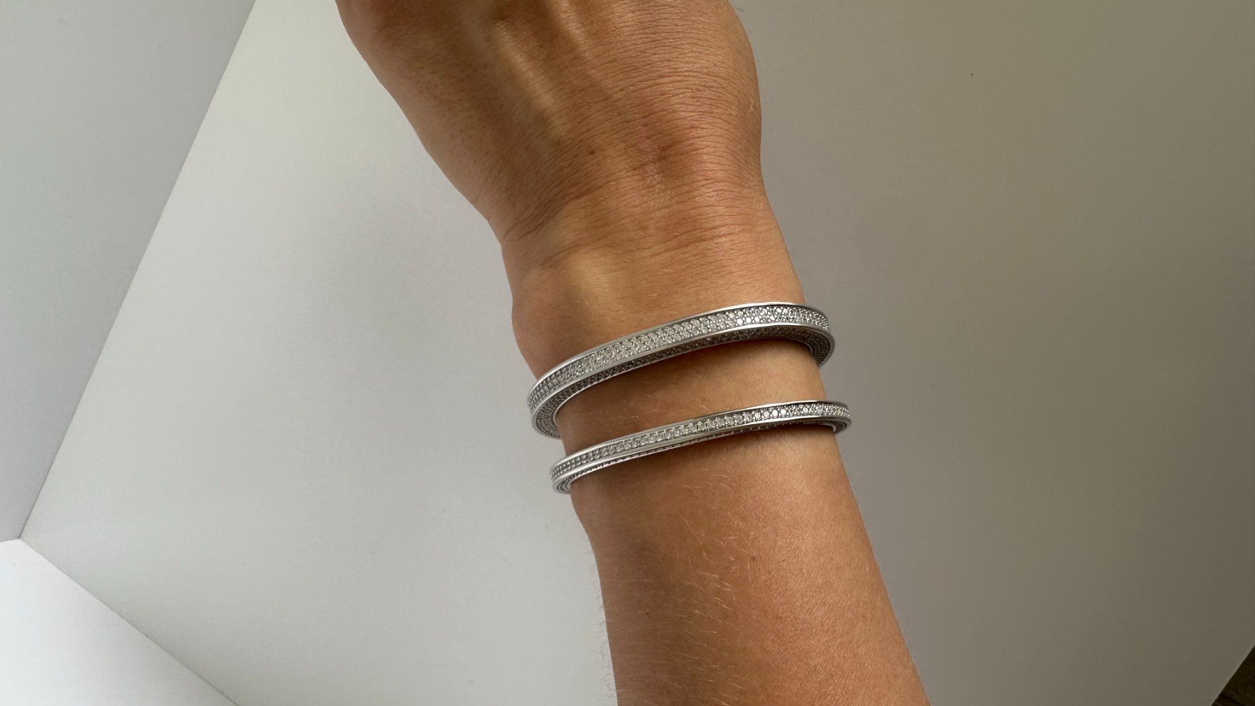 Celine Bracciali & Braccialetti: New bracelet Celine‪ – Nuovo (secondo la descrizione) da Lugano venduto da juledo 9