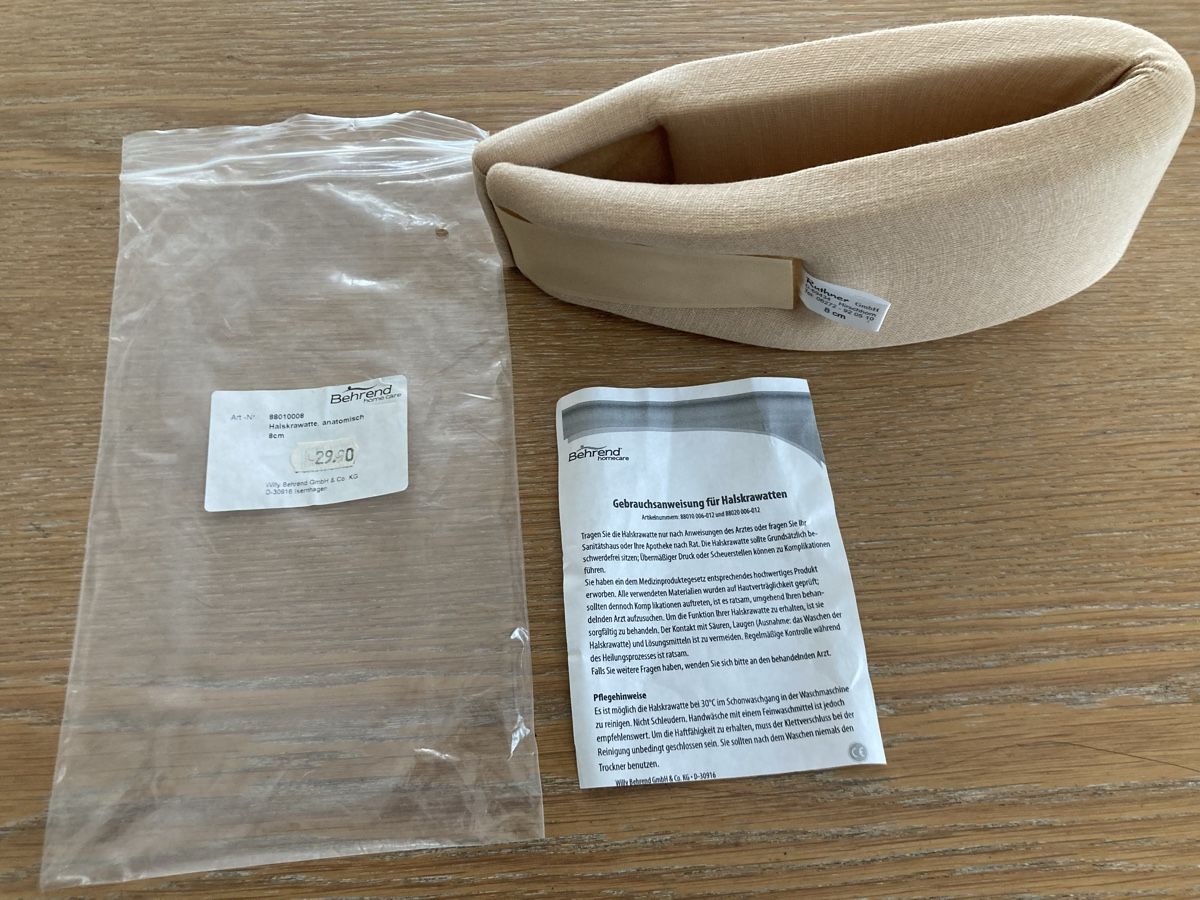 Medizinische Geräte: Halskravatten, anatomisch, neu,  Grösse 8 cm – Gebraucht aus Gränichen von SabineZ01 3