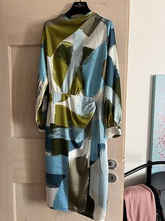 Elegantes Kleid von Zara