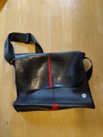 sac en pneu noir et rouge