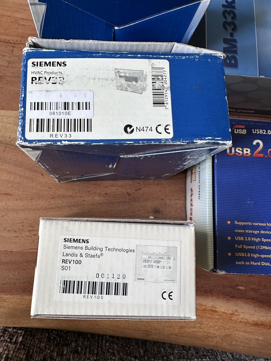 Siemens Heizgeräte: Raumregler Heizung / Modem – Neu und originalverpackt aus Hinwil von Wutu 4