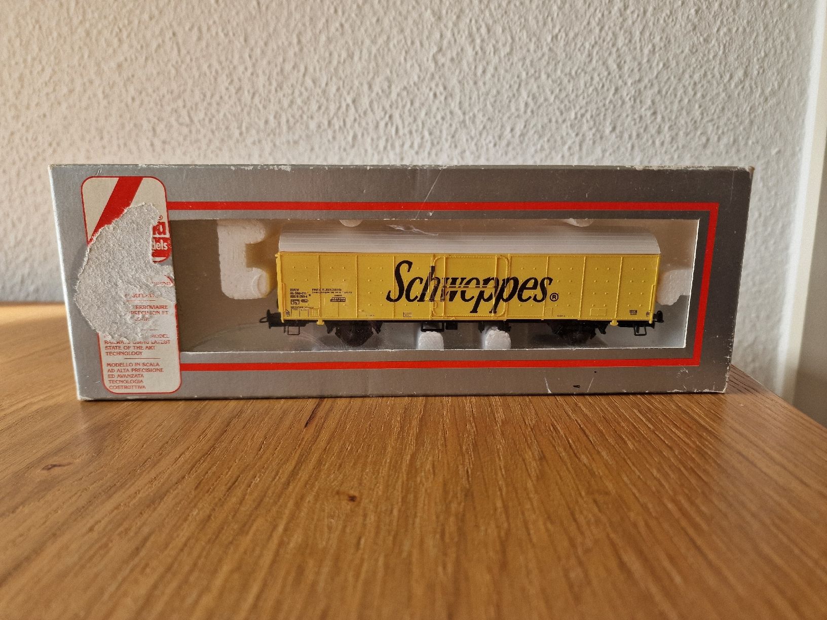 Lima Modelleisenbahnen: SBB Güterwagen Schweppes H0 – Gebraucht aus Matten b. Interlaken von lor_hr9w 4