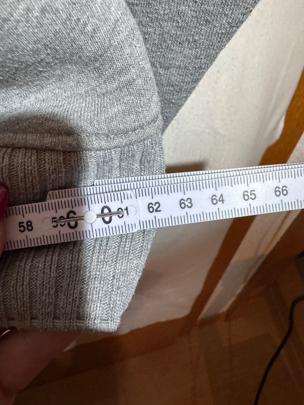 Pullover & Sweatshirts: Grauer Kapuzenpullover Hoodie ca. Gr. XL – Gebraucht aus Grosswangen von second_hand_dress 5
