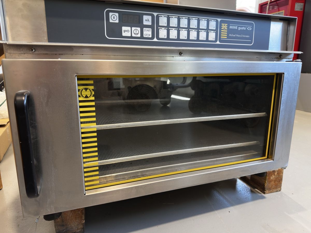 Backöfen: Umluft Backofen Miwe Gusto CS – Gebraucht aus Oberriet von Tomorrow01 1