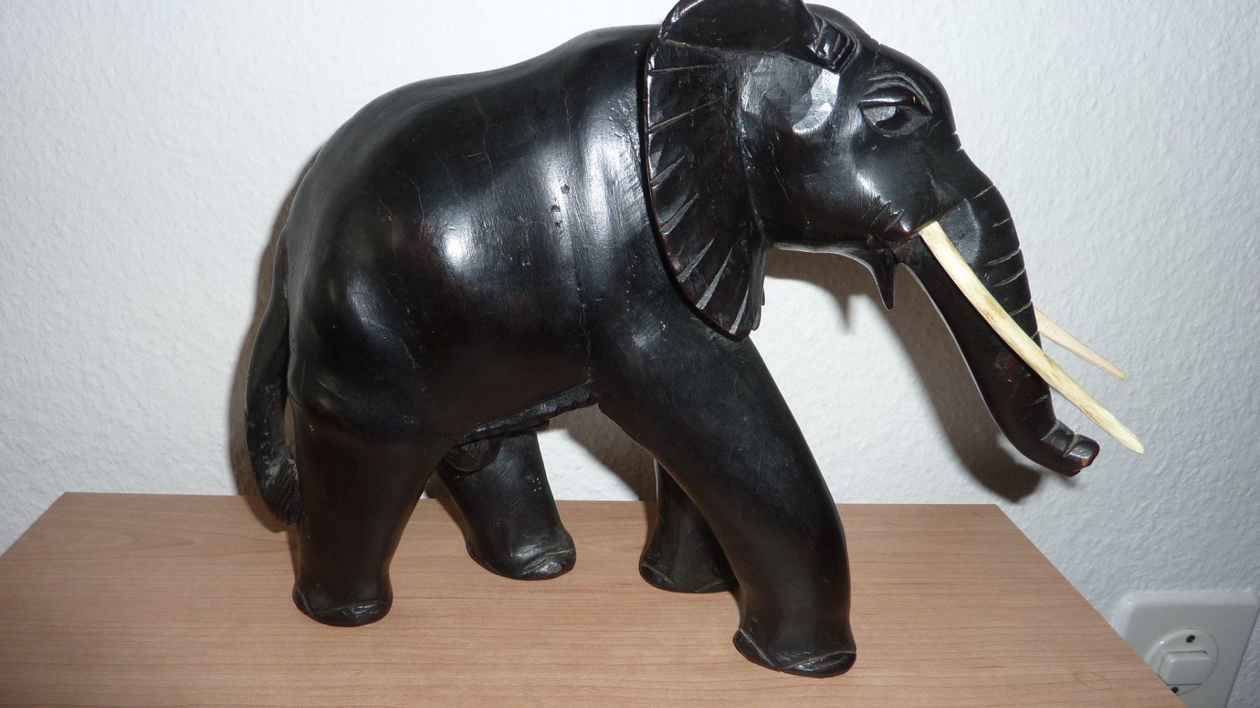 Figurines: geschnitzter  elefant – Neuf (Voir description) à Füllinsdorf par pmarkus 1