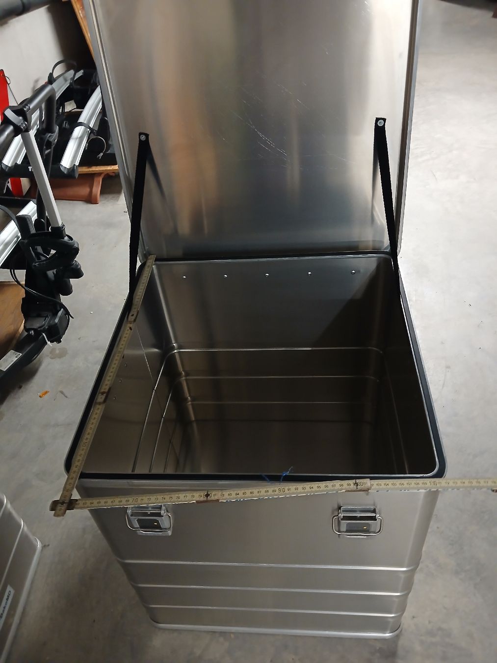 Caisses de transport: caisse aluminium  – Neuf (Voir description) à Montbrelloz par pipounet