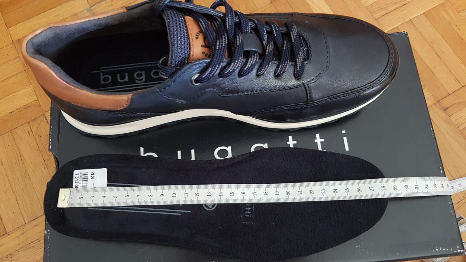 Bugatti Scarpe da uomo: Bugatti Leder Schuhe Gr.43,Einlegesohle 28cm. – Nuovo e nell'imballaggio originale da Zürich venduto da ata_c8nh 6