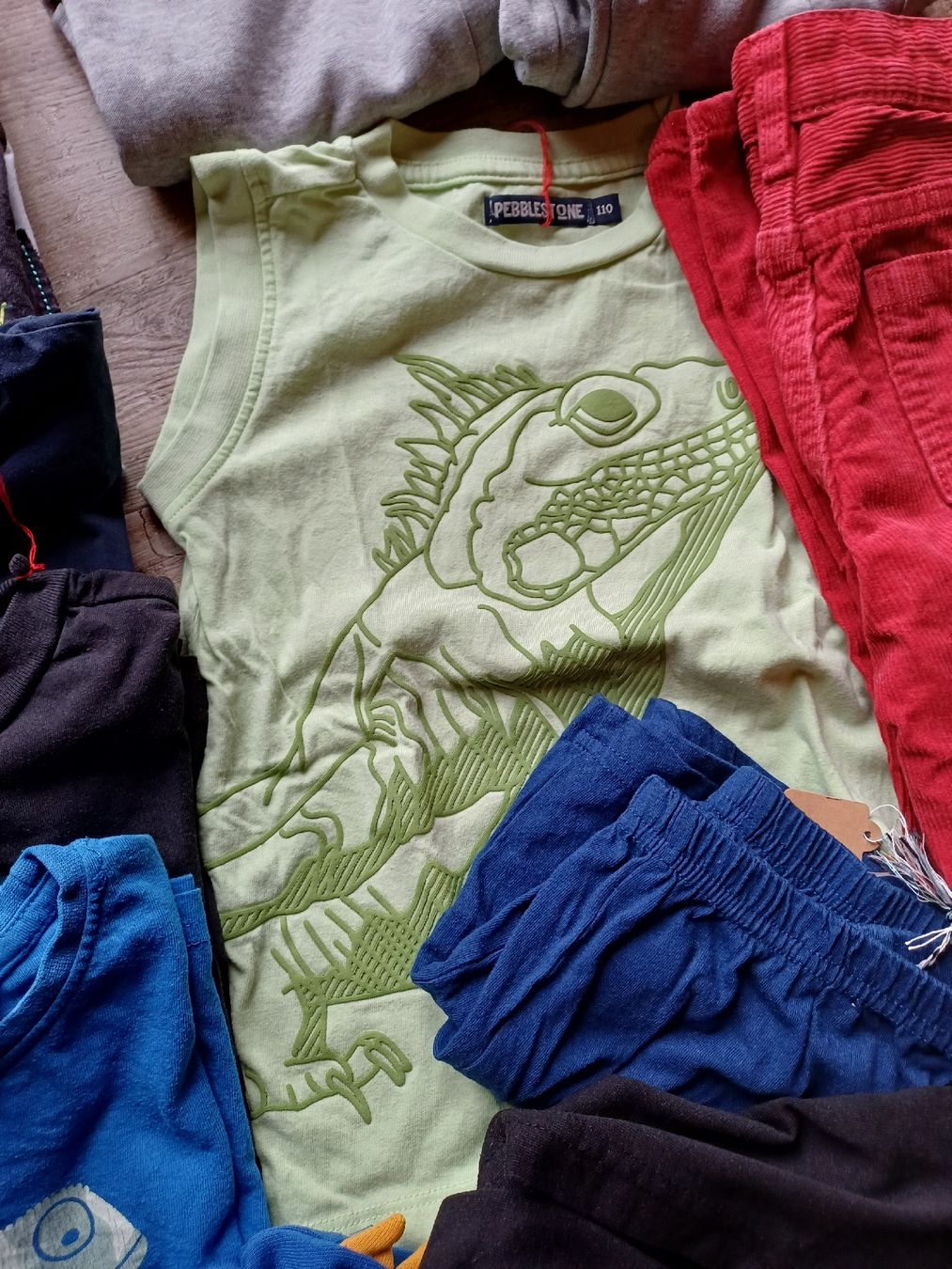 Kleiderpakete & -sets: Jungen Kleiderset Gr.110 – Gebraucht aus Lenk im Simmental von MountinChilliReally 7