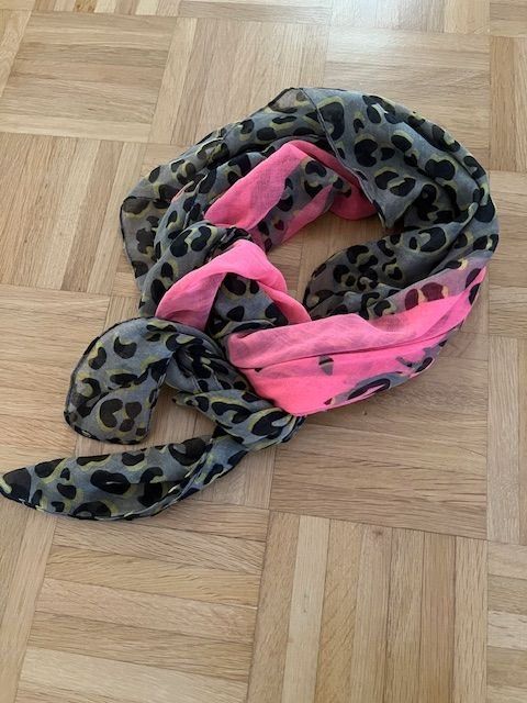 Codello Foulard & Sciarpe: "CODELLO" Schal, NEU! – Nuovo (secondo la descrizione) da Walenstadt venduto da ricamul 9