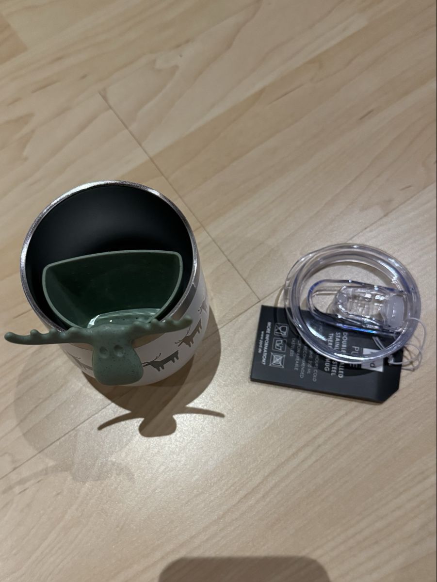 Tassen: Isolierbecher mit Elch-Design, neu! – Neu und originalverpackt aus Tuggen von jess_gls06 2