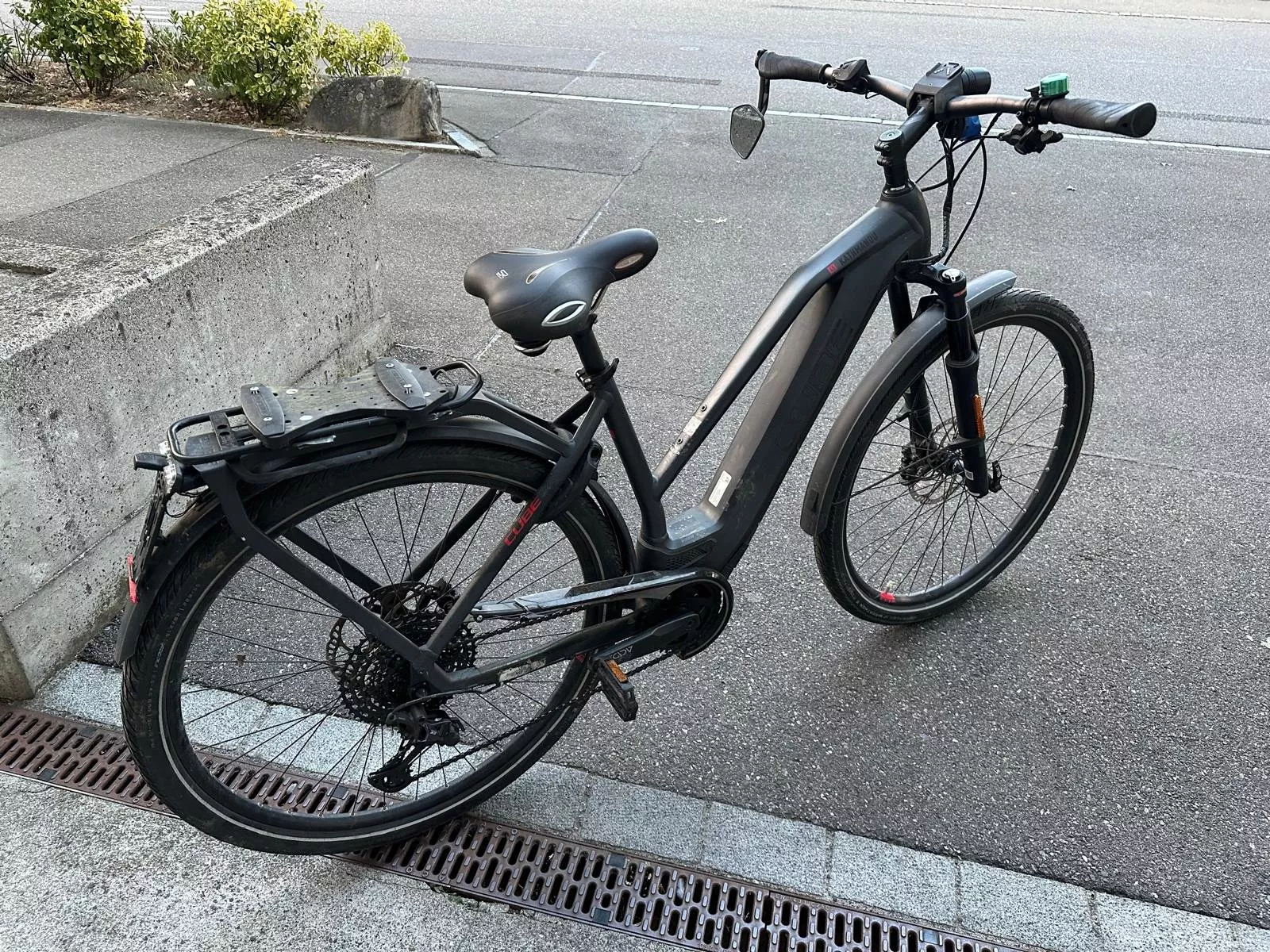 Bulls Vélos: Cube E-Stream mit  Akku BOSCH – D'occasion à Spreitenbach par Space_X 1